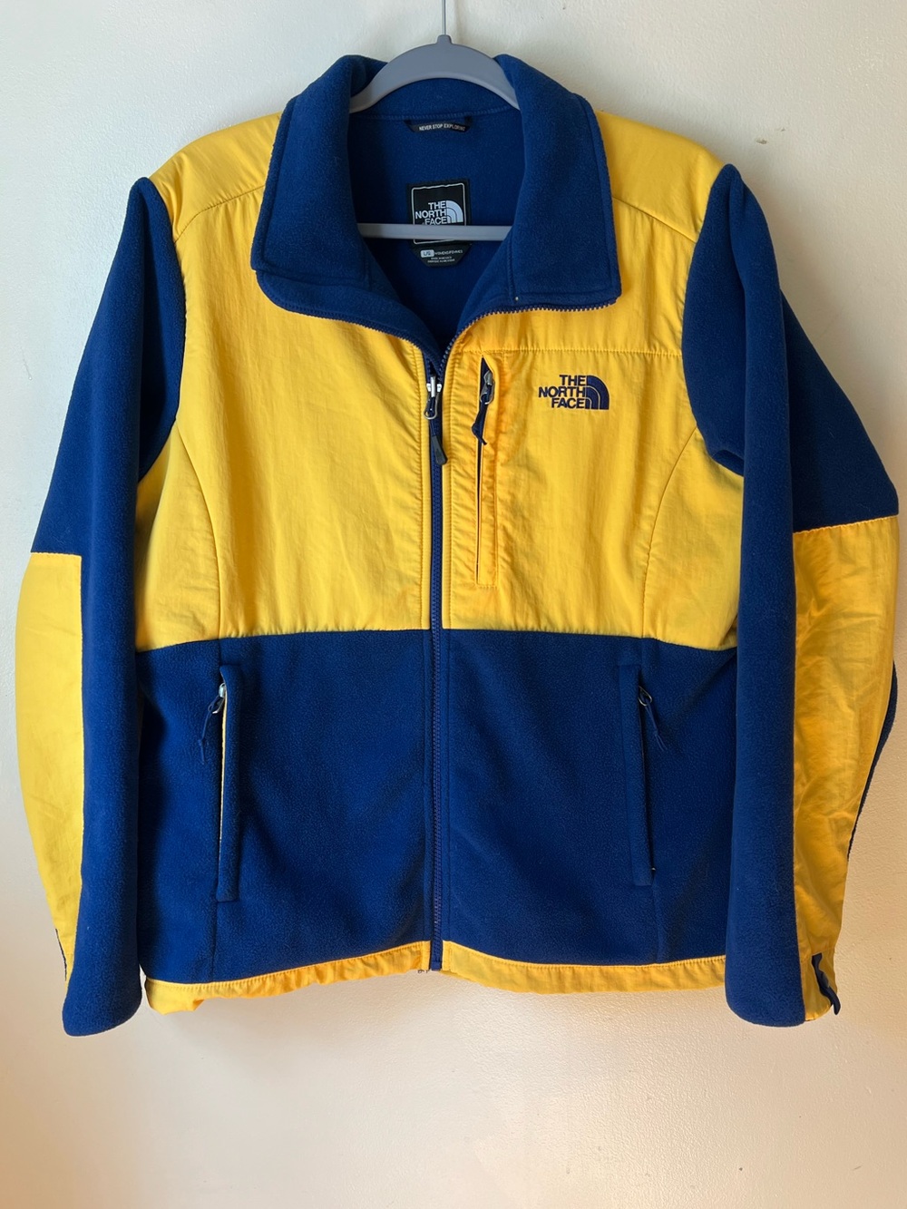 The North Face Woman’s Blue & Yellow Fleece Denali Jacket Size Large